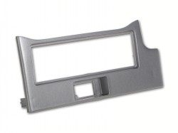 Radioblende Nissan Primera