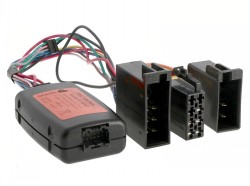 Lenkradfernbedienungsadapter RENAULT mit 10pol ISO Stecker und Display im Radio
